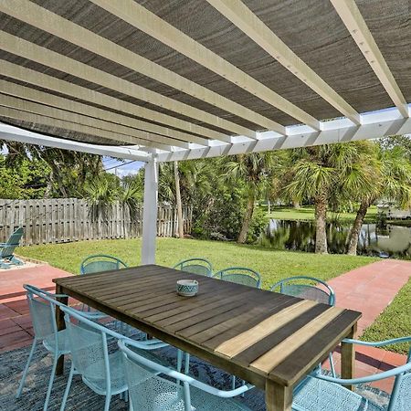 Merritt Island Home Fire Pit And Canal Access! Extérieur photo